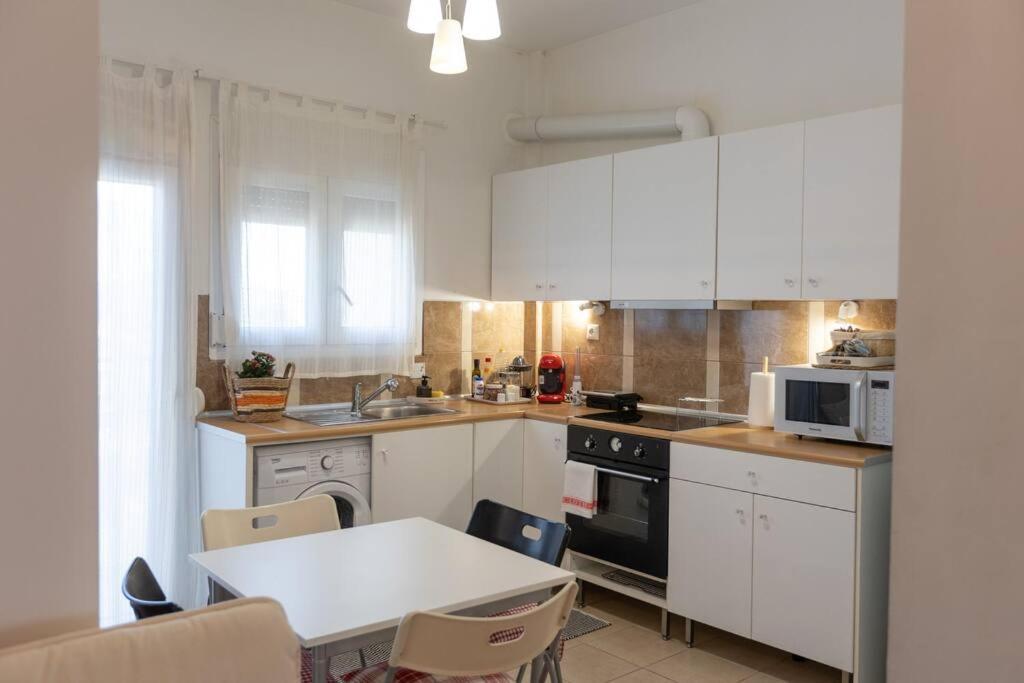 Apartament Λάρισα Διαμέρισμα Με Θέα Πλατεία Στο Κέντρο Της Πόλης Zewnętrze zdjęcie
